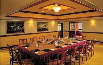 Le Meridien And Convention Ctr Kochi Buitenkant foto